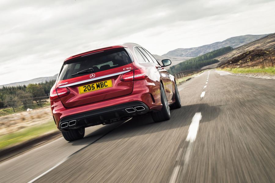  Mercedes-AMG C63 Estate 2015 года  (UK) (фото 10 из 30)